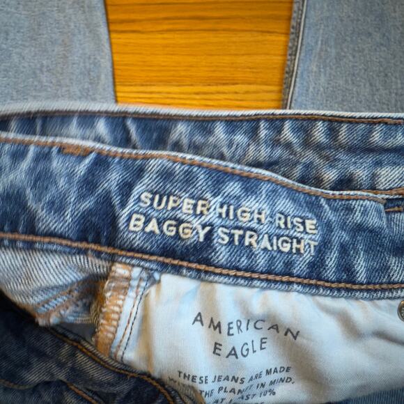 AE Strigid Super High-Waisted Baggy Straight Cut-Out Jeans Blue Size 00 - Picture 6 of 12